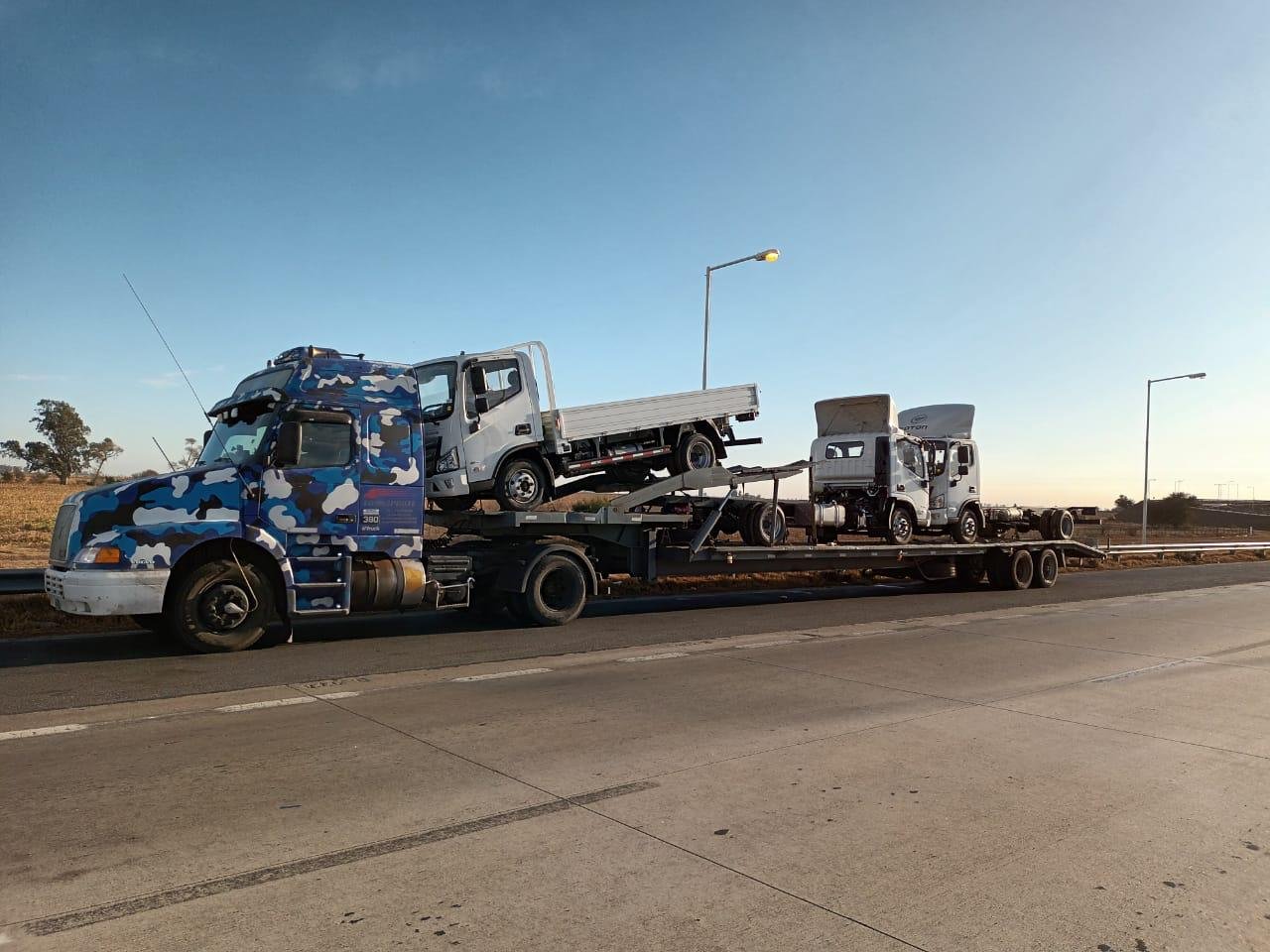 Transporte TSK. Traslado de autos, traslados mosquitos, gruas, bateas